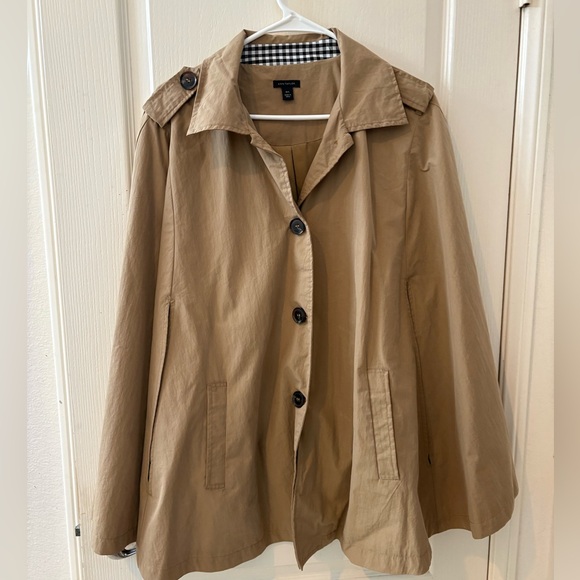 Ann Taylor Jackets & Blazers - Ann Taylor Tan Trench Coat